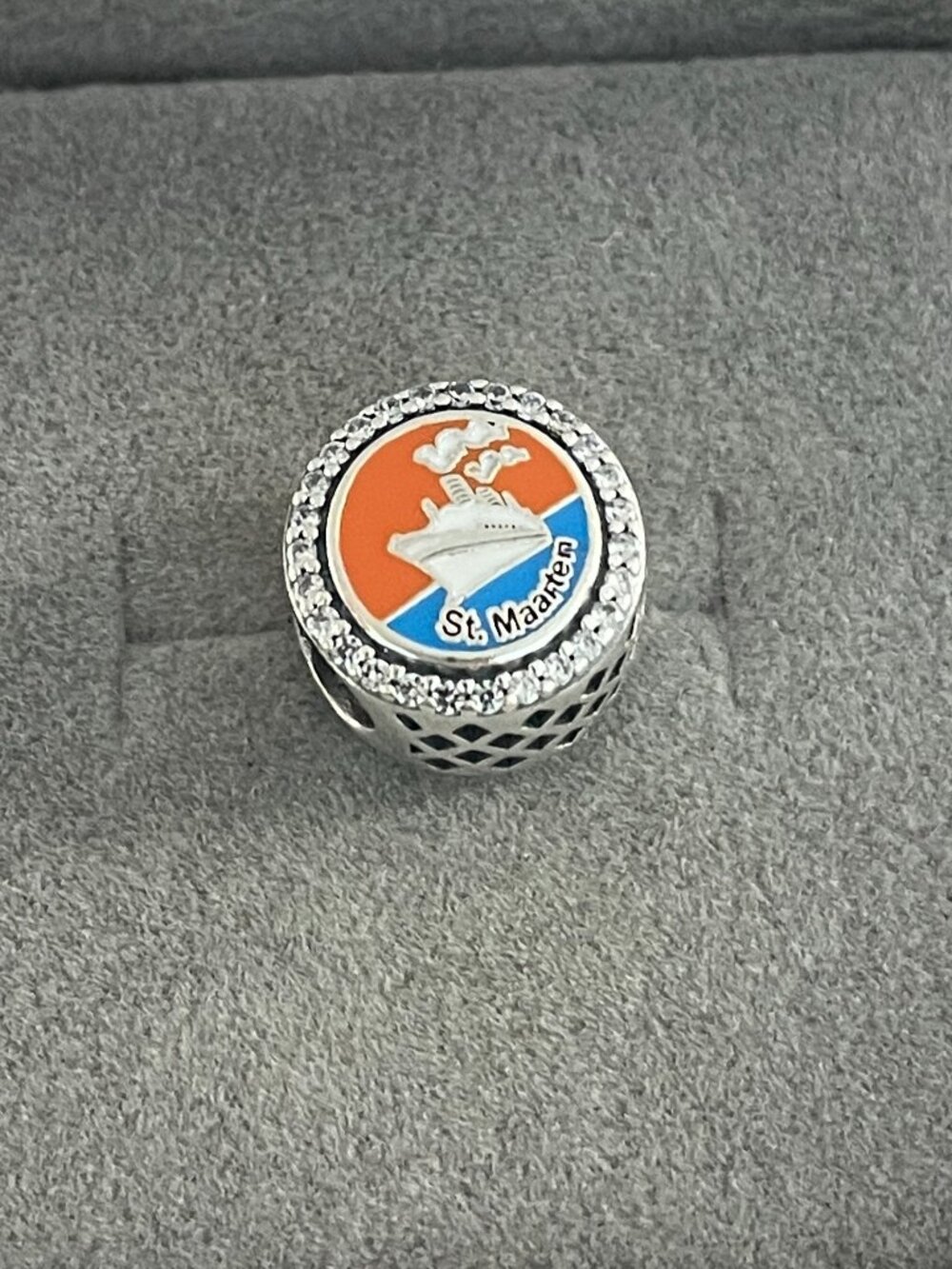 Pandora St. Maarten the Friendly Island Exclusive Charm